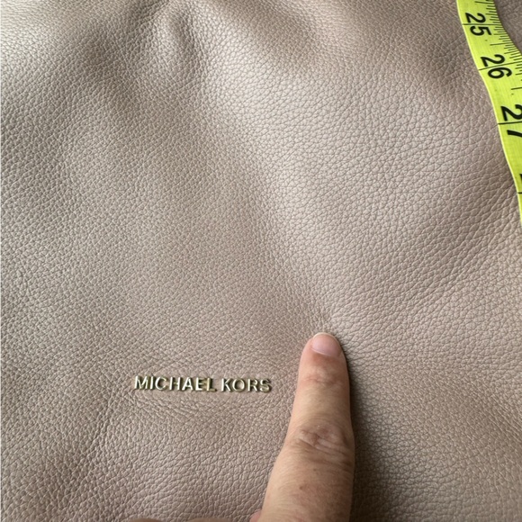 Michael Kors Soft Leather Baby Pink Purse - Picture 14 of 14